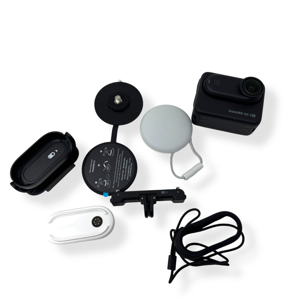 Insta360 GO 3S Ultimate Bundle Midnight Black 128GB - Picture 10 of 16